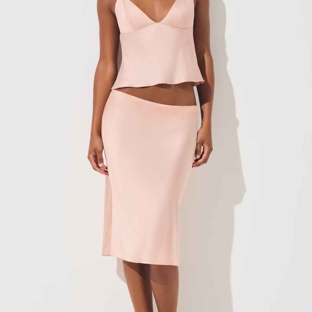 SKIMS SILK MIDI SKIRT